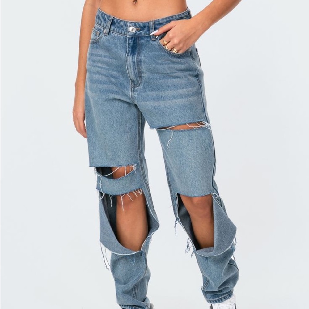 Edikted « ripped mom jeans »